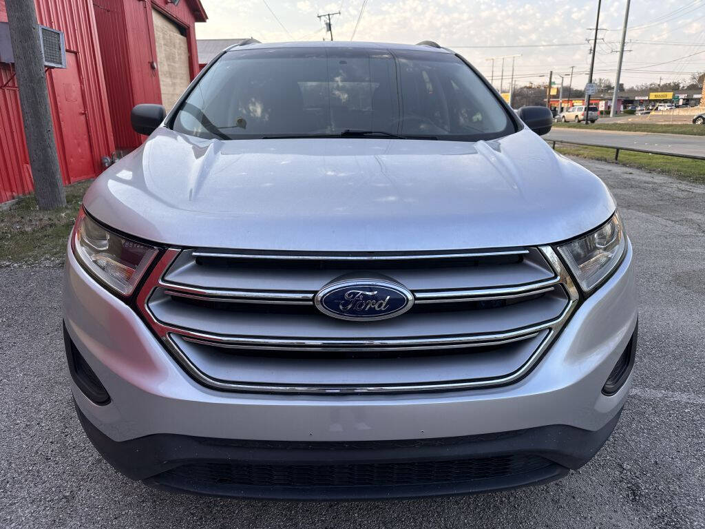 Silver 2017 Ford Edge SE SE 4dr Crossover 2