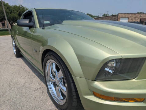 2005 Ford Mustang
