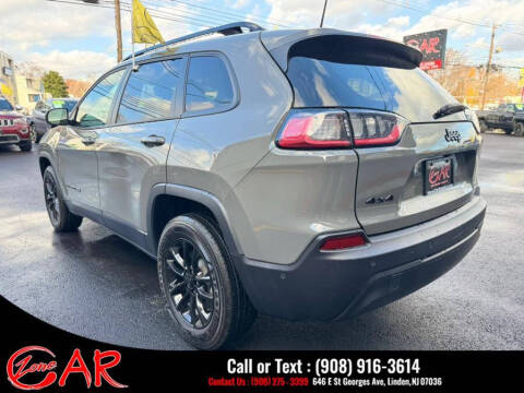 2023 Jeep Cherokee Altitude Lux