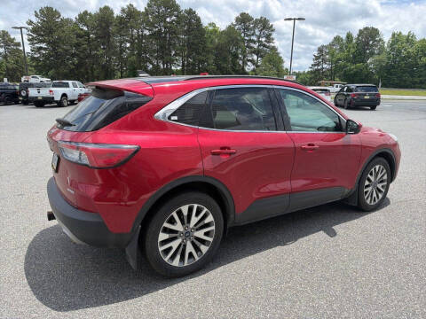 2022 Ford Escape Titanium