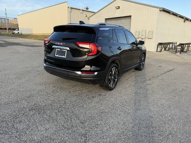 2022 GMC Terrain SLT