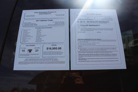 2017 Nissan Titan SV