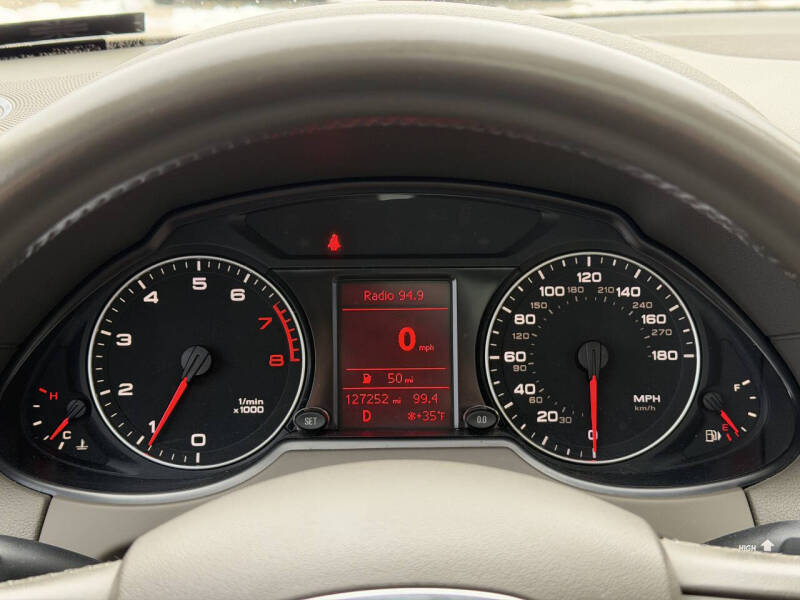 2011 Audi Q5 2.0T quattro Premium Plus