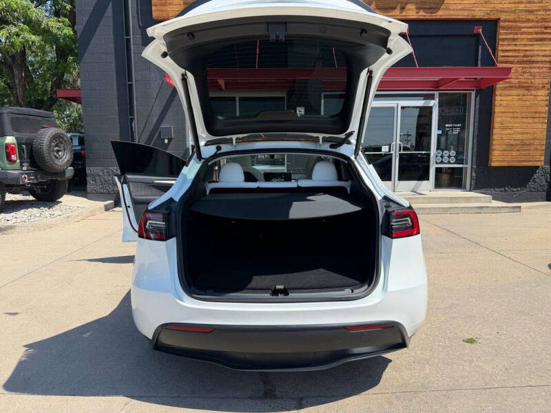 2023 Tesla Model Y Performance