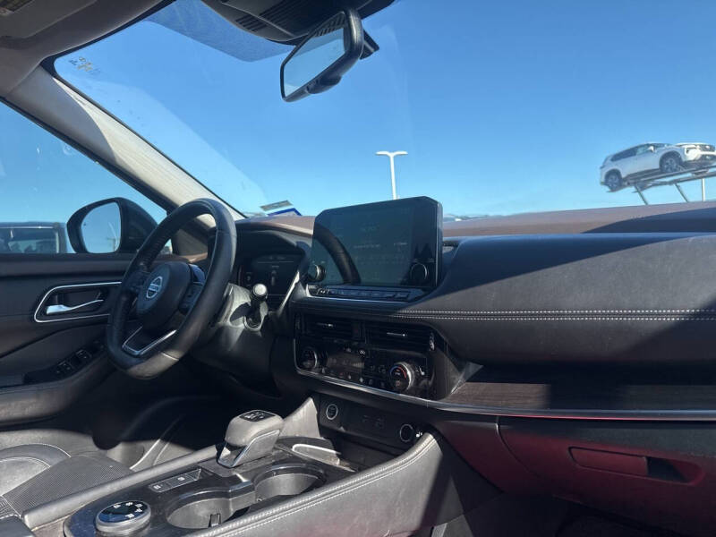 2021 Nissan Rogue Platinum