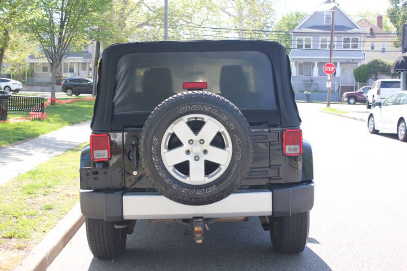 2012 Jeep Wrangler Sahara