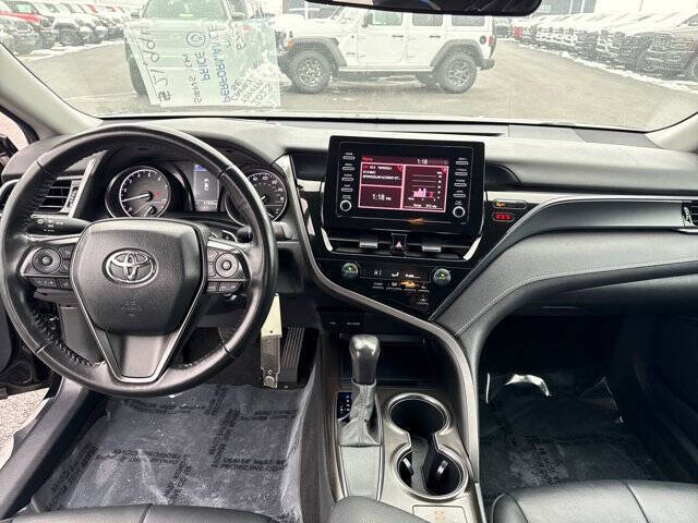 2023 Toyota Camry SE