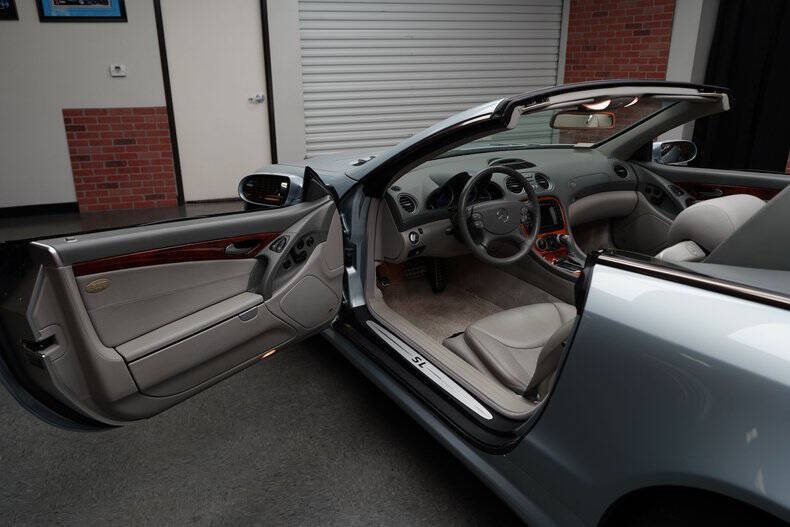 2004 Mercedes-Benz SL-Class SL 500