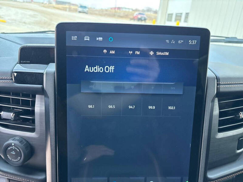 2022 Ford Expedition MAX Platinum