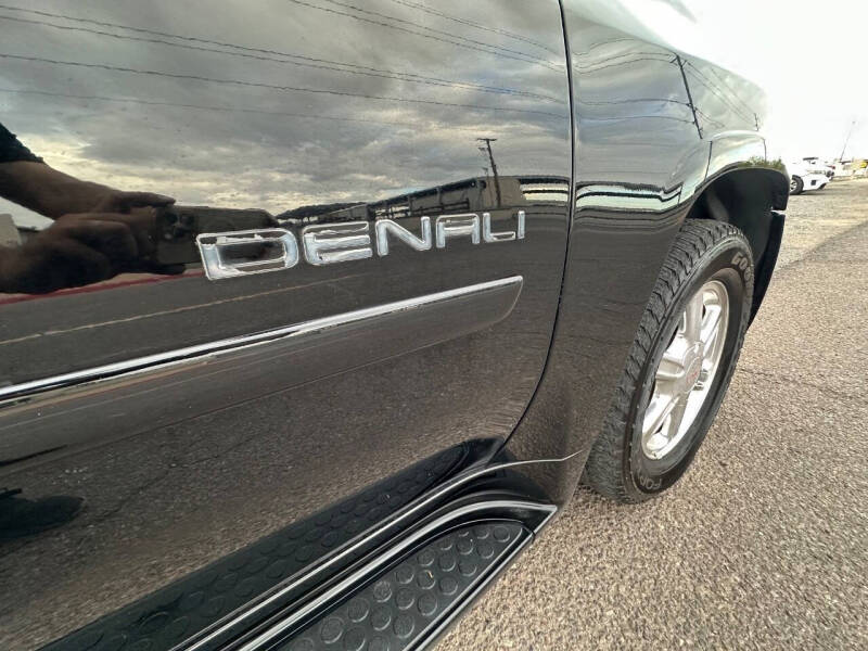 2005 GMC Envoy XL Denali