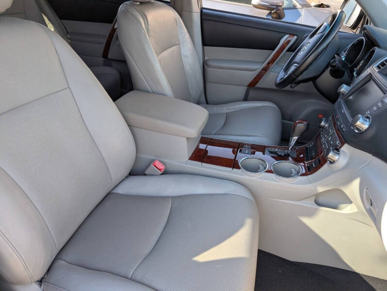 2012 Toyota Highlander Limited