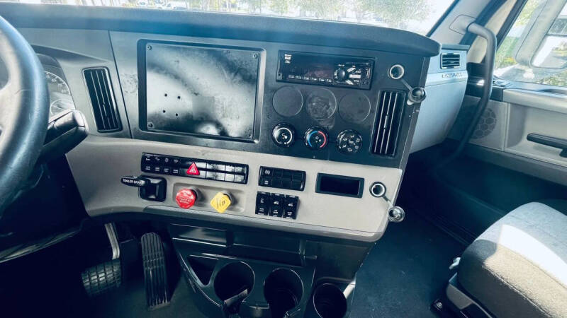 2021 Freightliner Cascadia