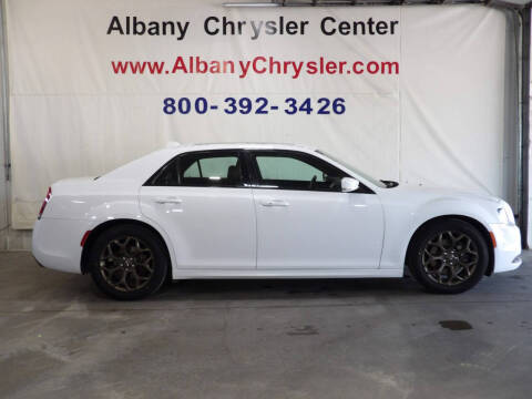 2016 Chrysler 300