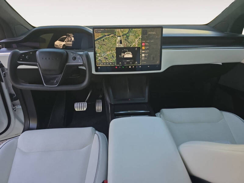 2022 Tesla Model X Plaid