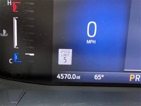 2025 Ford Escape Hybrid ST-Line Select