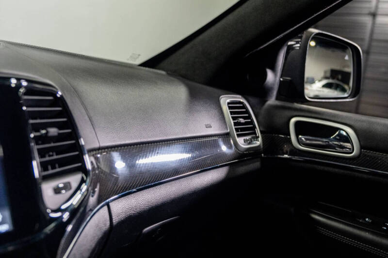 2020 Jeep Grand Cherokee SRT