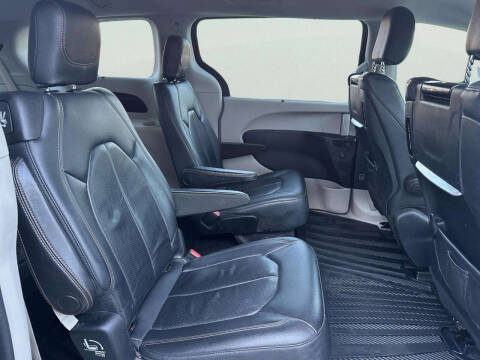 2018 Chrysler Pacifica Touring L Plus