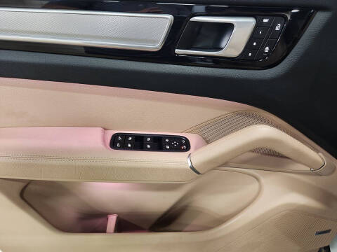2023 Porsche Cayenne