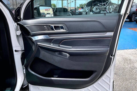 2017 Ford Explorer Sport