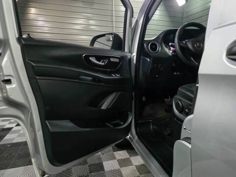 2016 Mercedes-Benz Metris Passenger