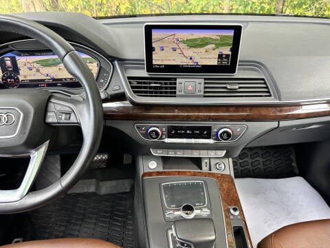 2020 Audi Q5 quattro Premium Plus 45 TFSI