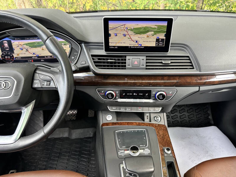 2020 Audi Q5 quattro Premium Plus 45 TFSI