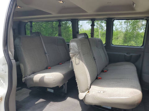 2017 Chevrolet Express LS 3500