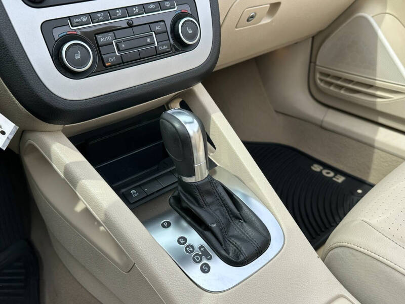 2012 Volkswagen Eos Komfort SULEV