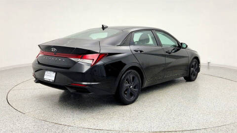 2022 Hyundai Elantra