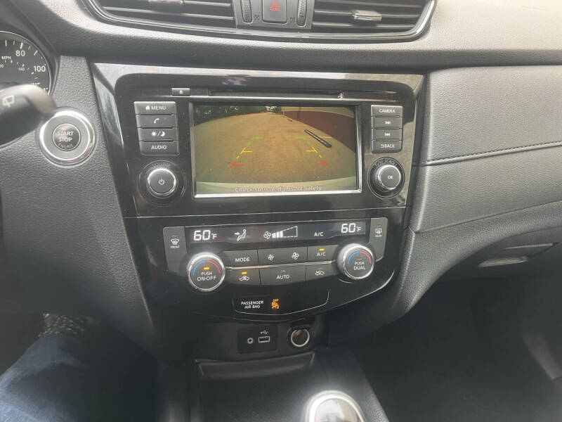 2018 Nissan Rogue SV