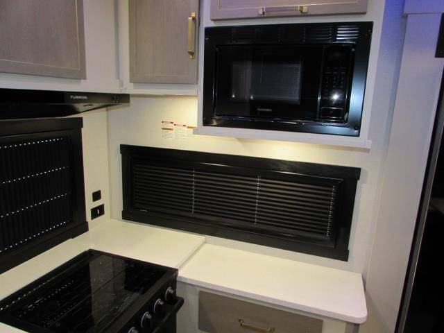 2025 Forest River F320 VIEW