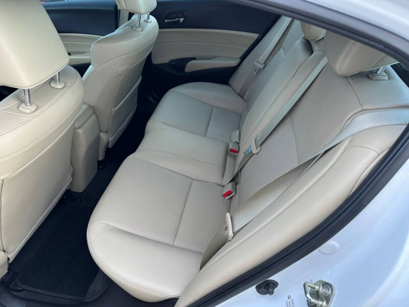 2016 Acura ILX w/Tech