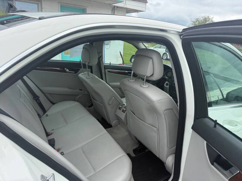 2009 Mercedes-Benz C-Class