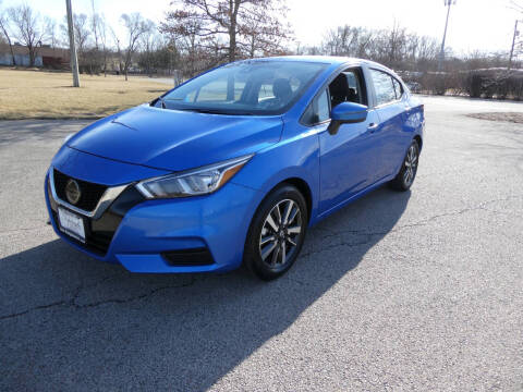 2021 Nissan Versa for sale at Triangle Auto Sales in Elgin IL