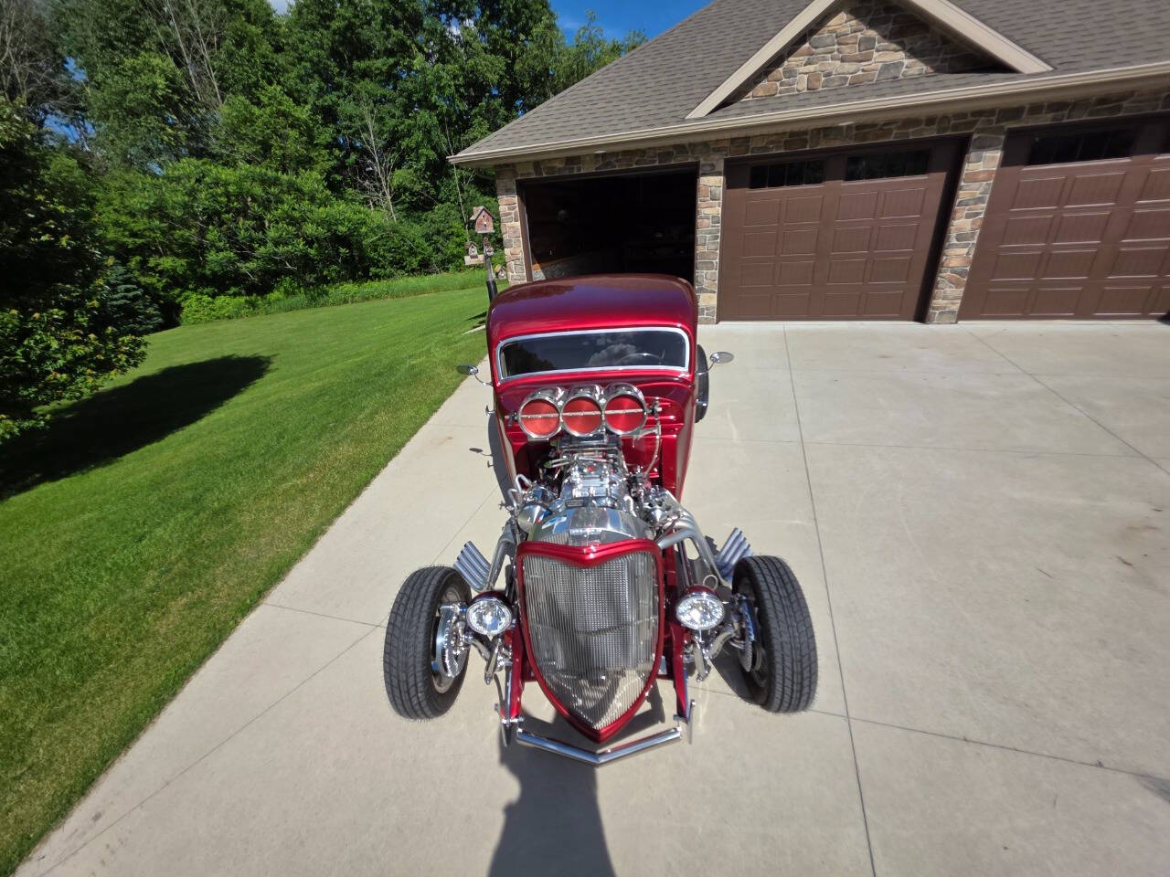 1933 Ford Coupe 10