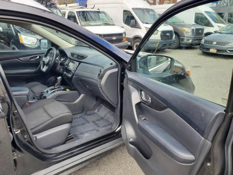 2018 Nissan Rogue