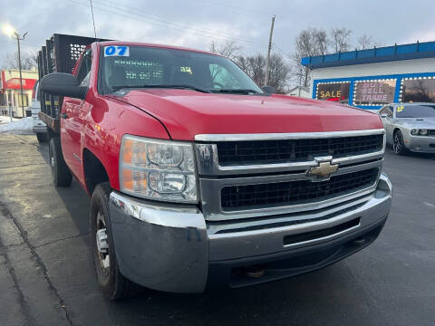 2007 Chevrolet Silverado 2500HD for sale at GREAT DEALS ON WHEELS in Michigan City IN