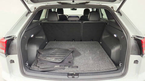 2024 Volkswagen Atlas Cross Sport SE