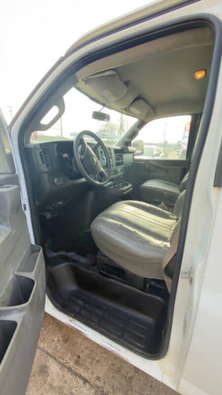 2017 Chevrolet Express 2500