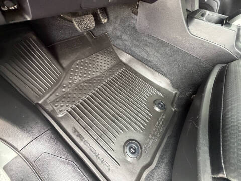 2023 Toyota Tacoma TRD Sport