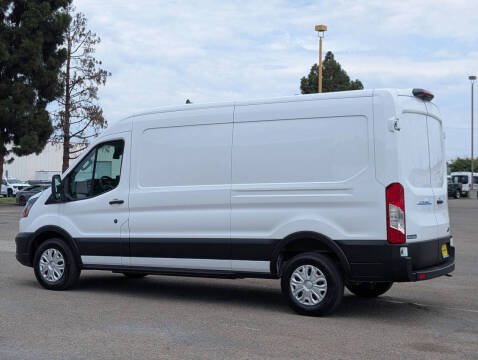 2023 Ford E-Transit