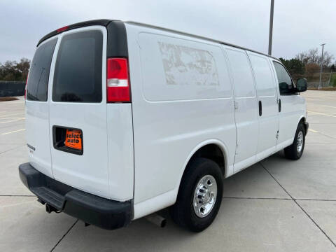 2020 Chevrolet Express 2500