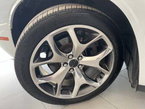 2015 Dodge Challenger SXT Plus