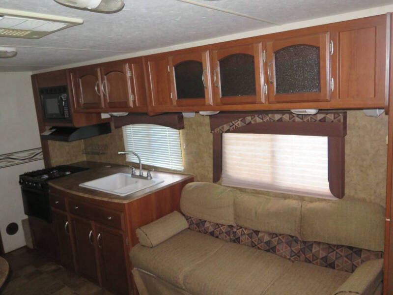 2013 Forest River Coachmen Freedom