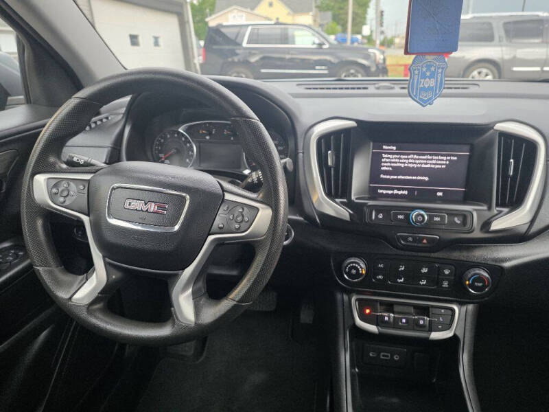 2024 GMC Terrain SLE