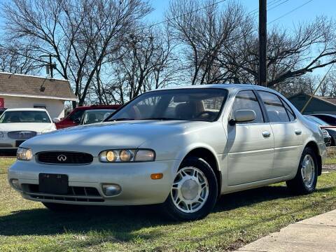 1997 Infiniti J30 for sale at Texas Select Autos LLC in Mckinney TX