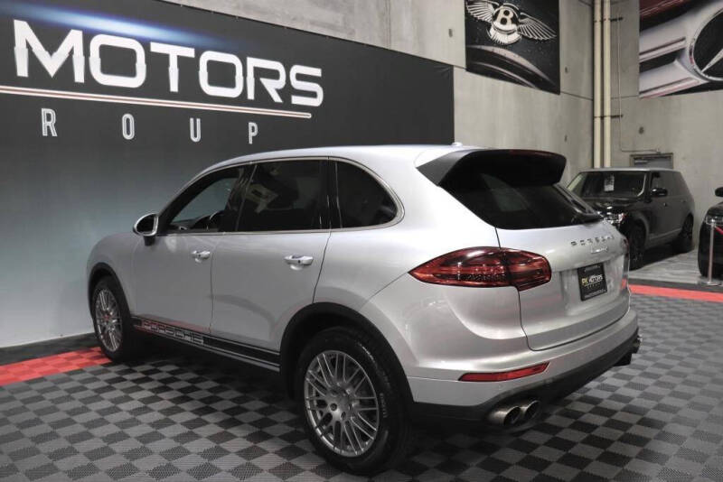 2018 Porsche Cayenne S
