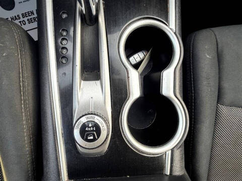 2017 Nissan Pathfinder SV