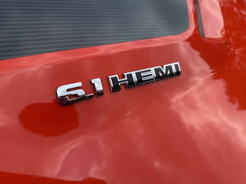 2008 Dodge Challenger SRT8