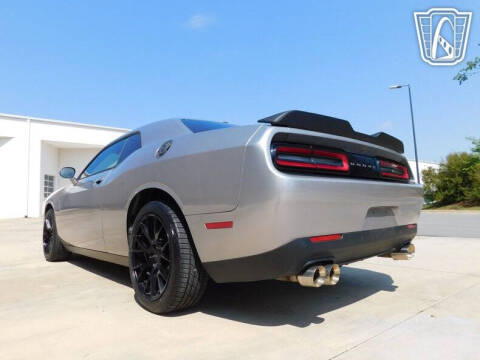 2015 Dodge Challenger SXT